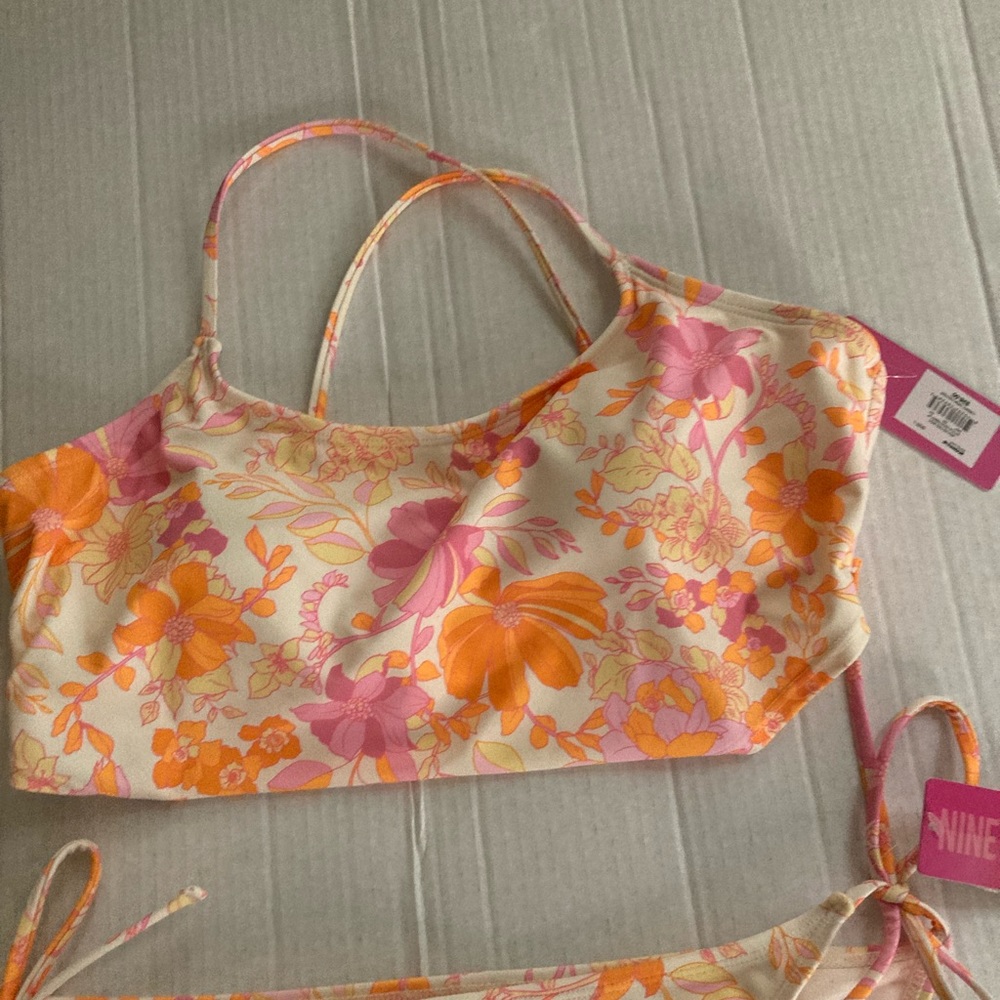 Bikini set - Picture 2 of 8